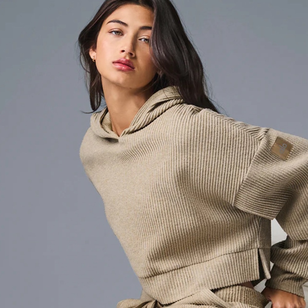 Alo Yoga Ribbed Cropped Hoodie